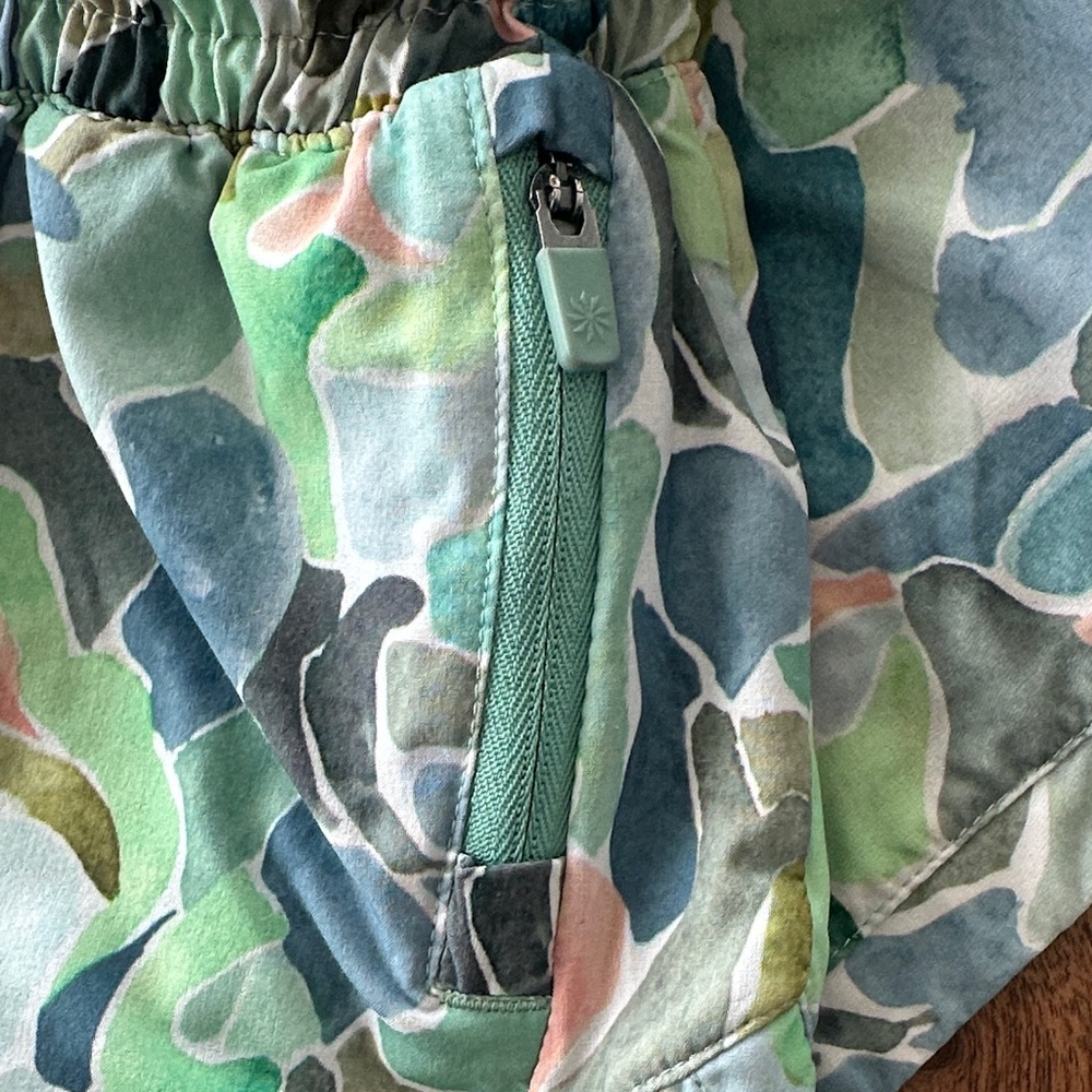 Athleta girls shorts and free matching tank - Picture 5 of 5